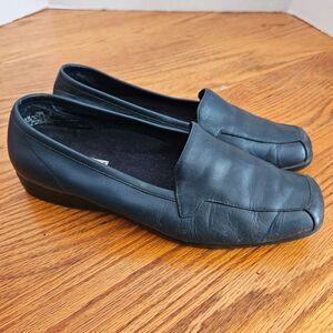 I Love Comfort Casual Shoes Womens 10M Navy Blue Leather Slip On Loafers 1" Heel